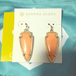 Kendra Scott Coral Sky